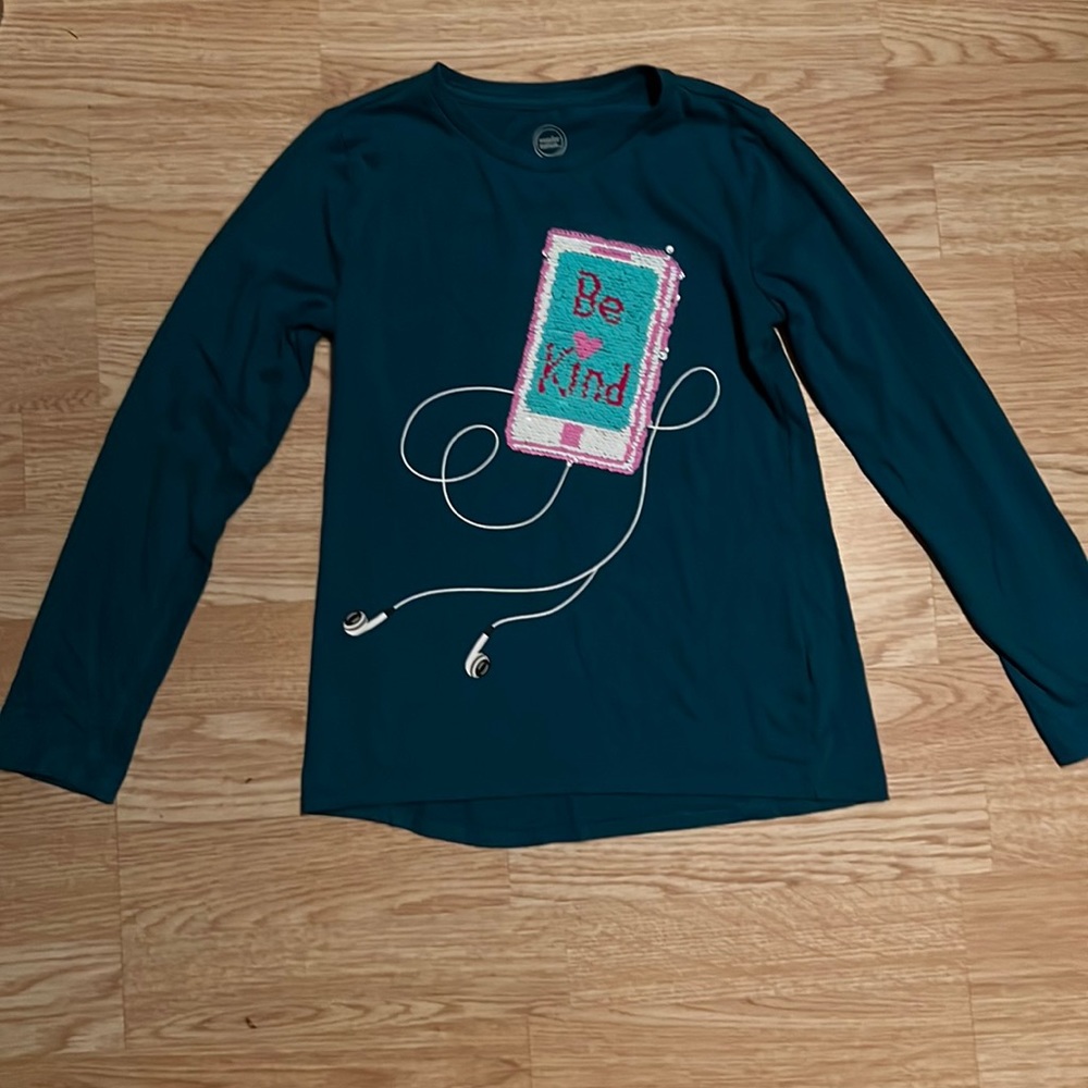 Wonder Nation Blue Reversible Sequins Design Shirt  Size 7-8